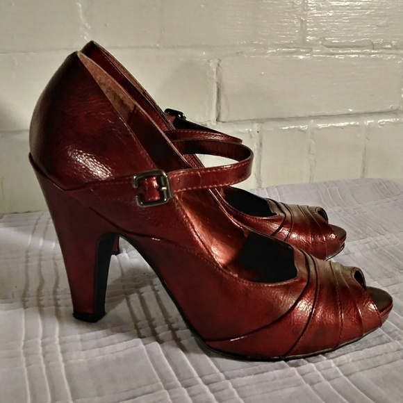 Modcloth Shoes - Shiny dark red open toe heels